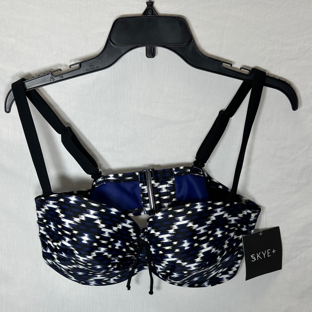 Skye Swimwear Blue and White Bikini Top